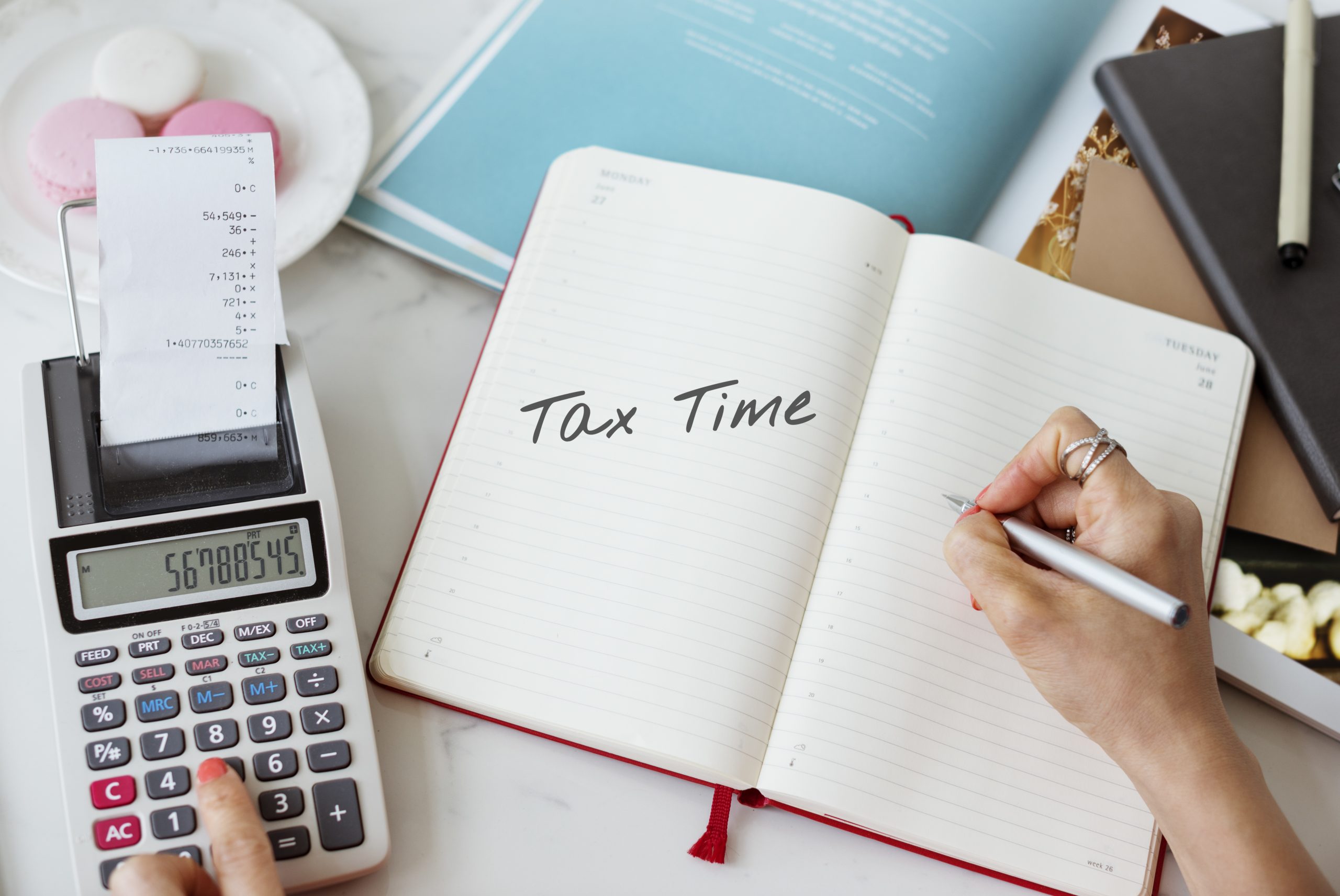 HT, TTC, calcul TVA, taux de TVA, prix hors taxe, prix TTC, calcul HT en TTC, calcul TTC en HT, facturation TVA, outils TVA.