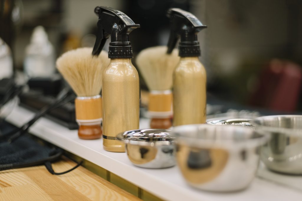 Salons de coiffure et barbiers